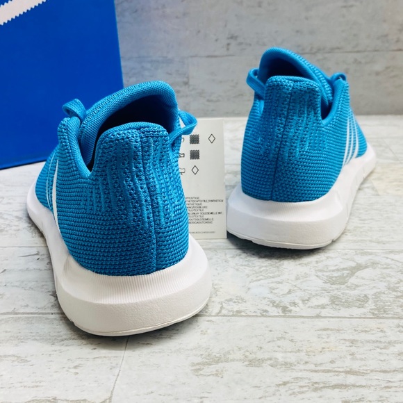 Adidas Swift Run running shoes - Picture 3 of 6